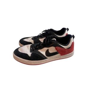 Nike Men's Alleyoop SB White University Red Suede Sneakers I Size: 9